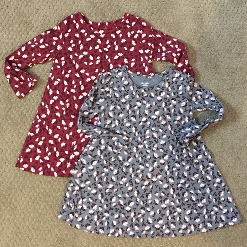 Old navy set of 2 floral print swing dress 2T EUC